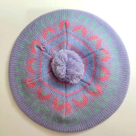 Tulips design knit beret  - Picture 2 of 3